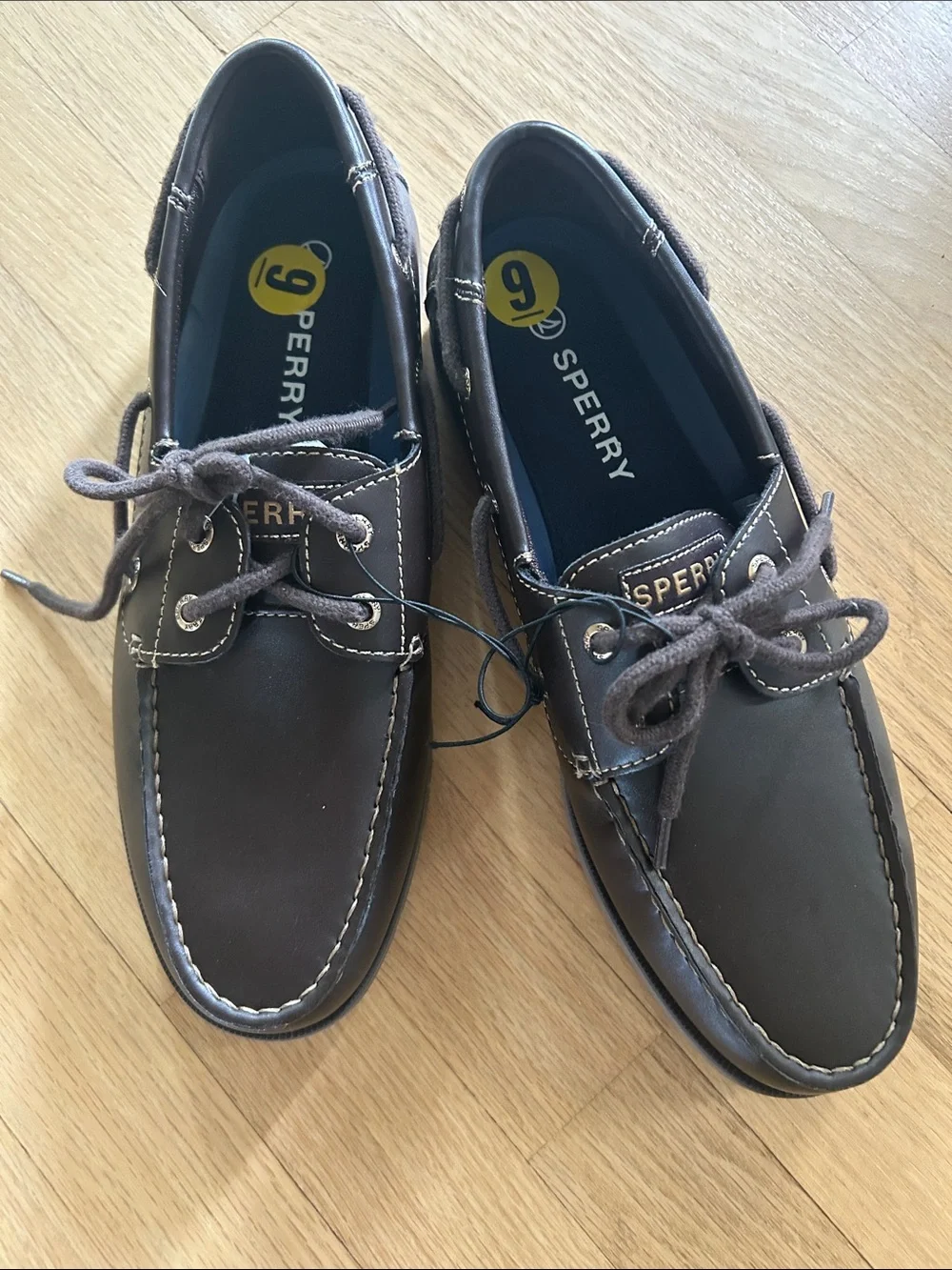NWOT Sperry Men’s Top Sider Dark Brown Leather 2-Eye Boat Shoes, Size 9